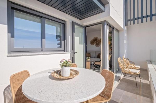 Sale of flat in Piso en Calle Francisco de Quevedo, 22, Montemar, Torremolinos, Torremolinos
thumbnail 3