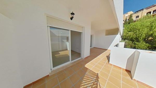 Sprzedaż mieszkania w Piso en Riviera del Sol, Mijas, Mijas
thumbnail 3