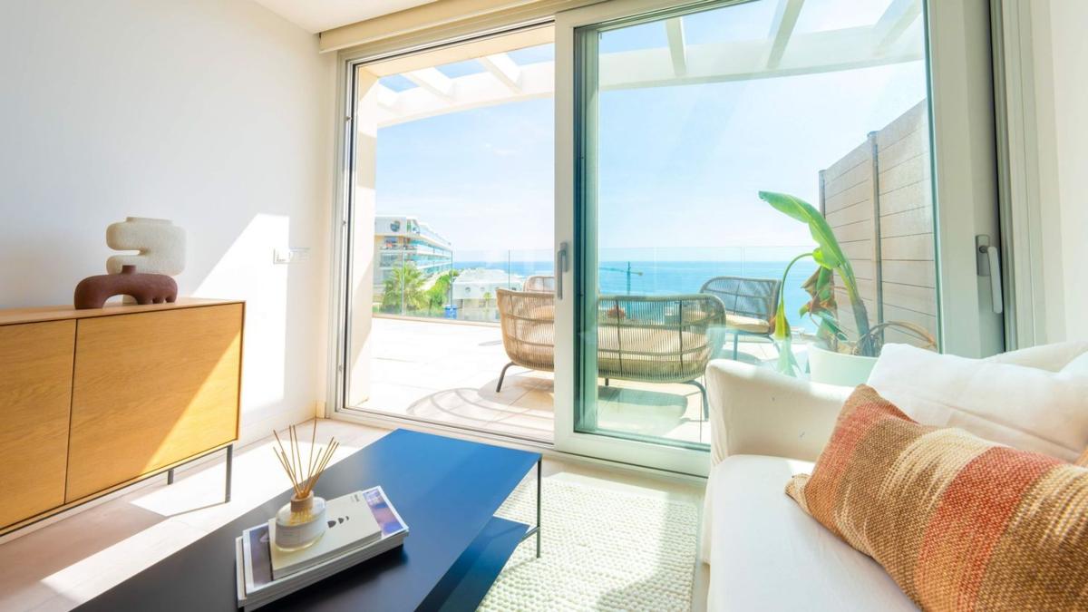 Продажа квартиры на Piso en El Higuerón, Fuengirola, Фуэнхирола
 photo 2