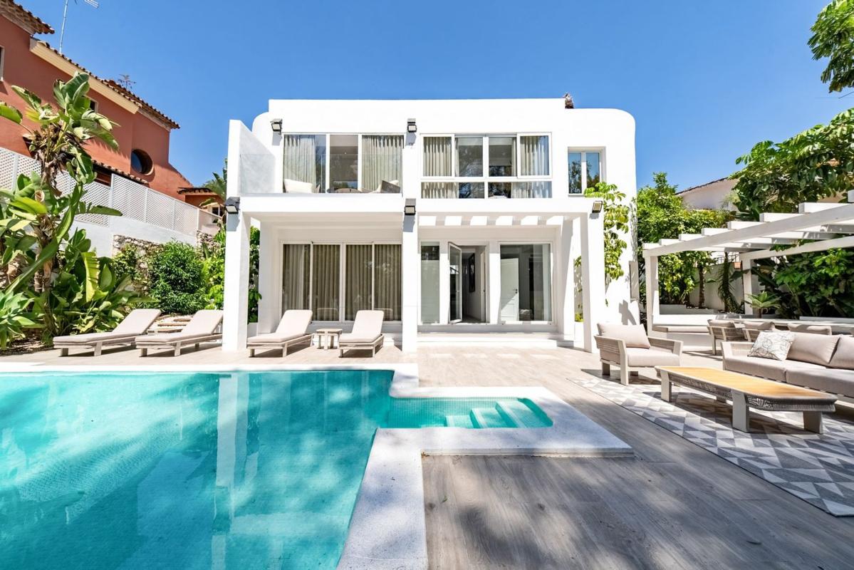 Продажа отдельного шале в  Casa o chalet en Calle Alcalá 15-d, Las Brisas, Marbella, Марбелла photo 4