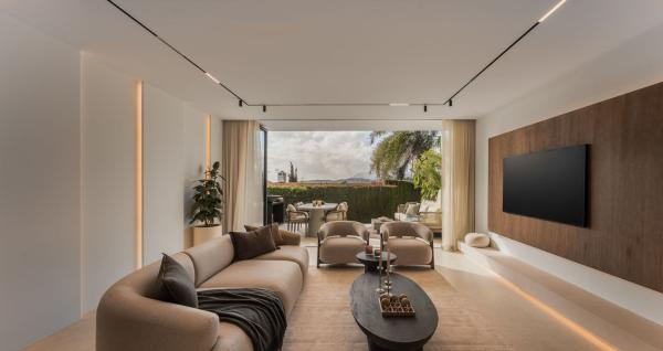 Chalet adosado en Nueva Andalucía, Marbella thumbnail 3