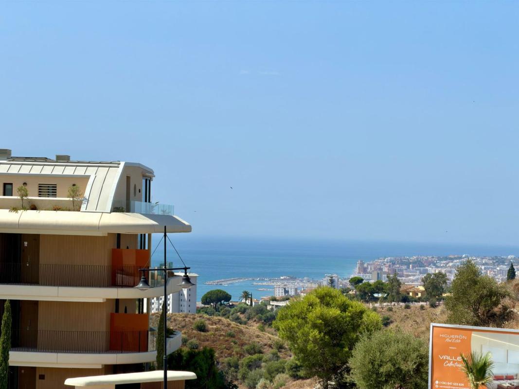 Sprzedaż mieszkania w Piso en Avenida del Higuerón, El Higuerón, Fuengirola, Fuengirola
photo 3