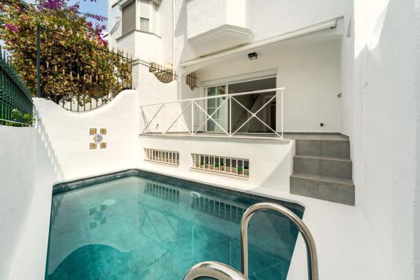 Chalet adosado en Lomas de Marbella Club, Marbella photo 1