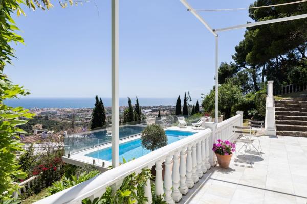 Частный шале на продаже в  Casa o chalet en Huerta del Prado-La Montua, Marbella, Марбелла photo 4