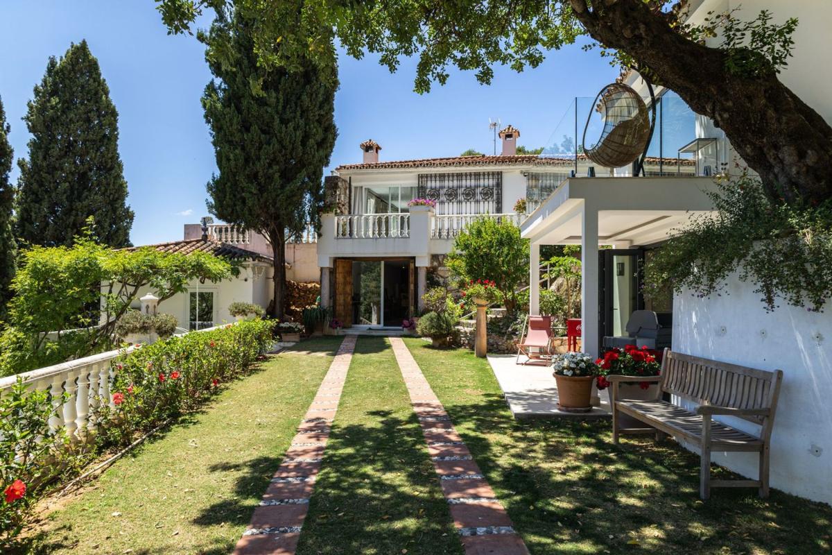 Sale of independent chalet in Casa o chalet en Huerta del Prado-La Montua, Marbella, Marbella
photo 5