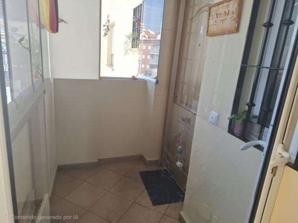 Sprzedaż mieszkania w Piso en Calle Teresa Zabell, Zona Puerto Deportivo, Fuengirola, Fuengirola
 photo 4