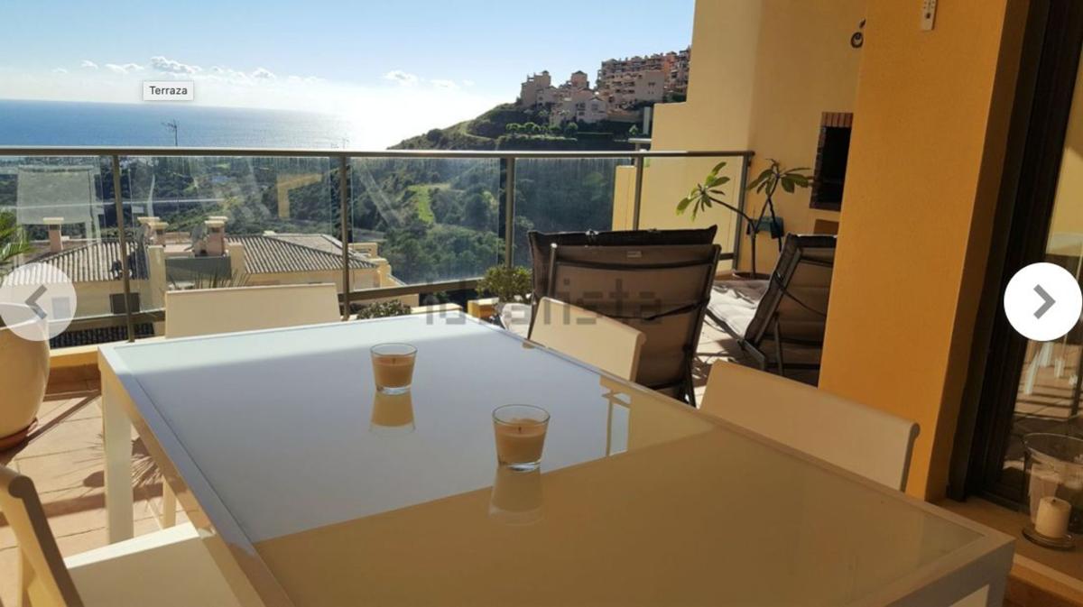 Venta de piso en Piso en Calle Cristobal Colón de Calahonda, 2, Sitio de Calahonda, Mijas, Mijas
photo 1