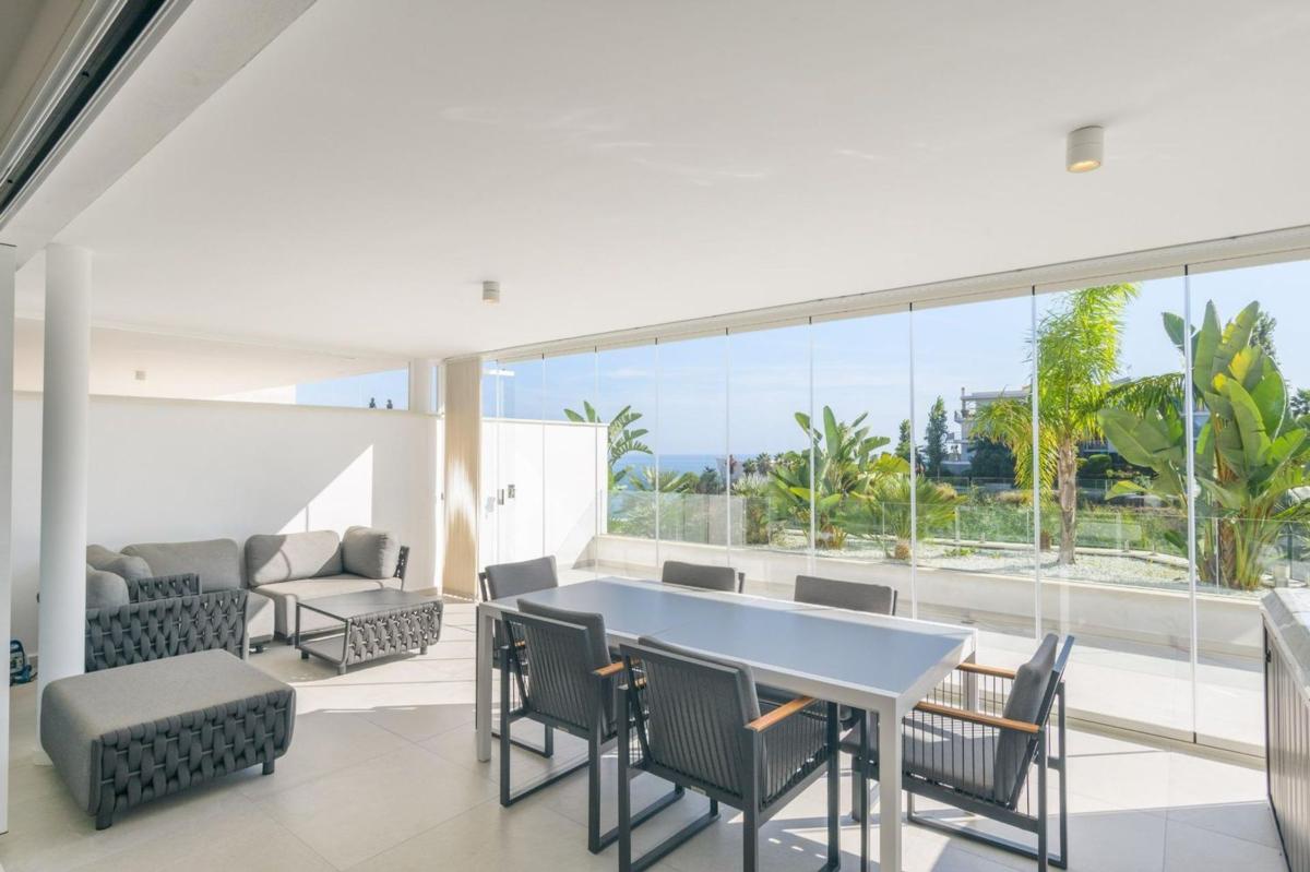 Продажа квартиры на Piso en Calle Estocolmo, El Higuerón - Capellanía, Benalmádena, Бенальмадена
 photo 3