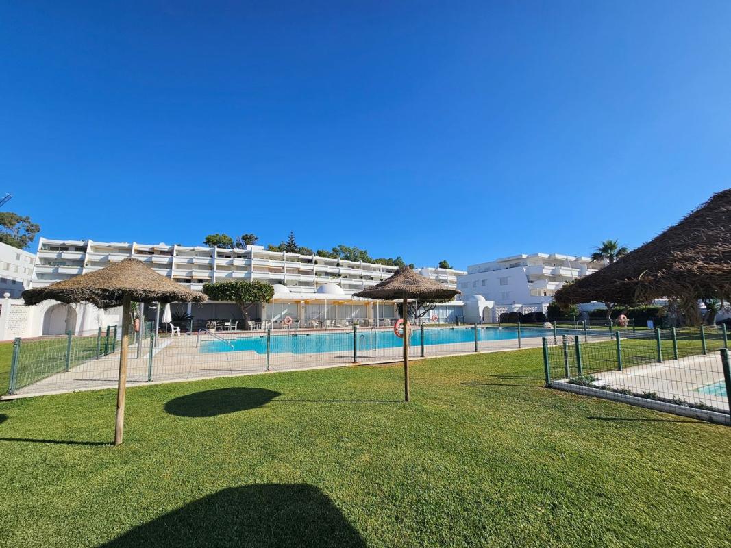 Sprzedaż mieszkania w Piso en Calle 10 s/n, Guadalmina Baja, Marbella, Marbella
 photo 3