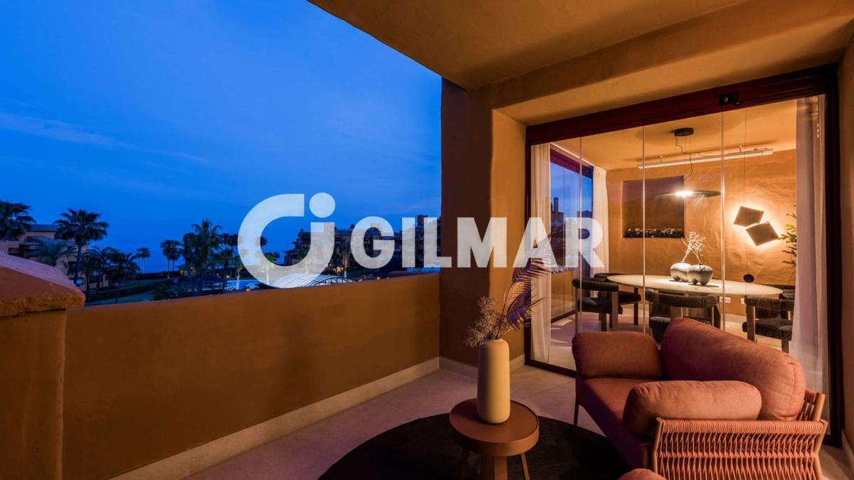 Venta de piso en Piso en Urbanización Los Granados del Mar, Punta Plata, Estepona, Estepona
photo 5