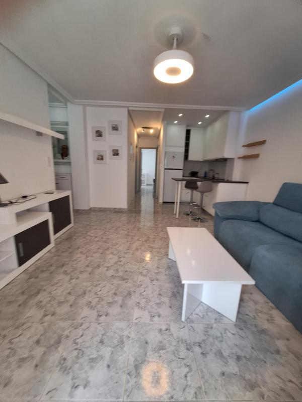 Sale of apartment in Piso en Nueva Torrevieja, Torrevieja, Torrevieja
photo 3