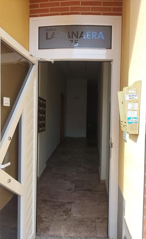 Venta de piso en Piso en Calle Sant Emigdi, Zona Pueblo, Guardamar del Segura, Guardamar del Segura
photo 3