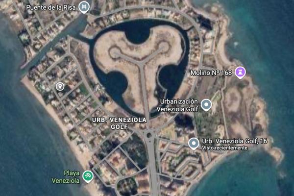 Oportunidad para desarrollar una villa exclusiva a solo 30 metros del mar La Manga del Mar Menor photo 1