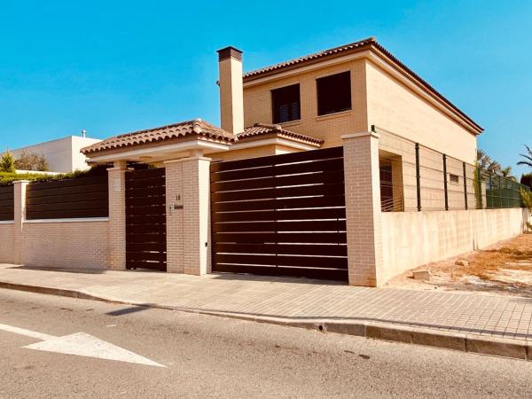 Casa o chalet independiente en Calle Polop, Valverde, Elche / Elx thumbnail 2