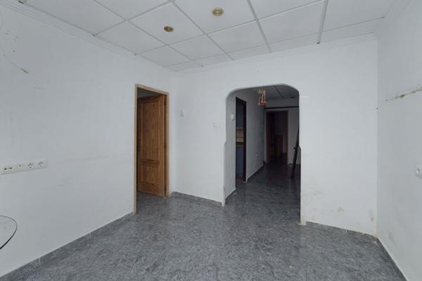 Sale of flat in Piso en Via Bellas Artes, San Crispín - Huerta Nueva - Estación, Elda, Elda
 photo 3