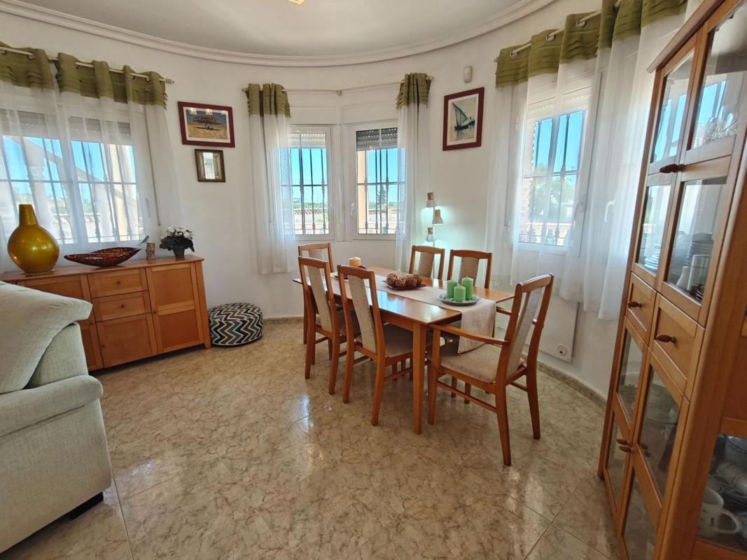 Недвижимость на продажу и в аренду в Испании photo 5