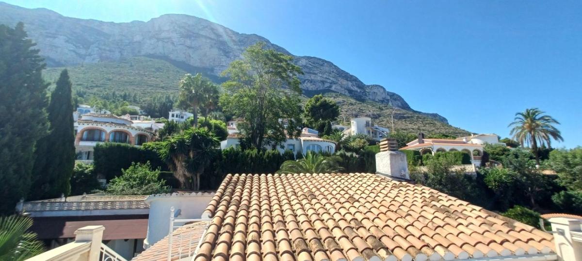Продажа отдельного шале в  Casa o chalet en El Montgó, Denia, Дения photo 5