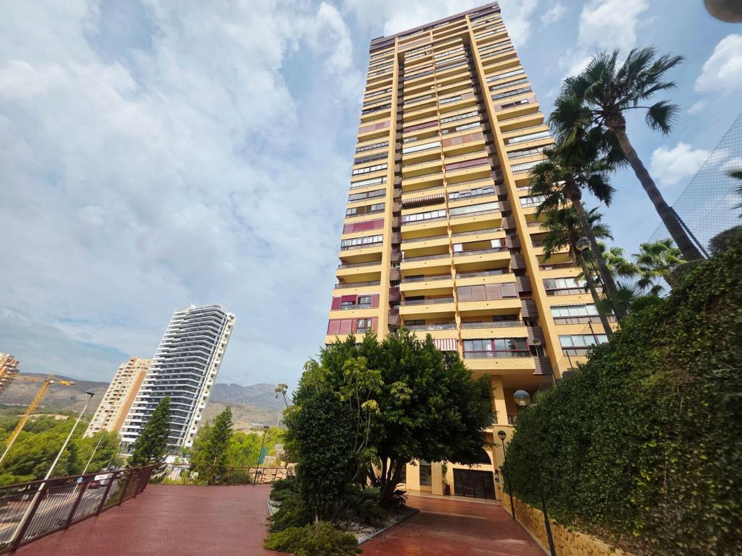 Sprzedaż mieszkania w Piso en Calle Presidente Adolfo Suárez, Pueblo Poniente, Benidorm, Benidorm
photo 1