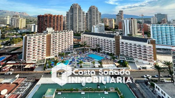 Sprzedaż mieszkania w Piso en Avenida del Mediterráneo, Playa de Levante, Benidorm, Benidorm
 photo 1