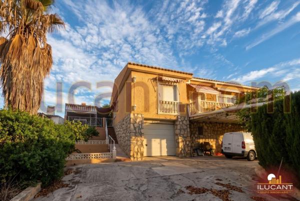 Casa o chalet independiente en Campello Pueblo, El Campello photo 1