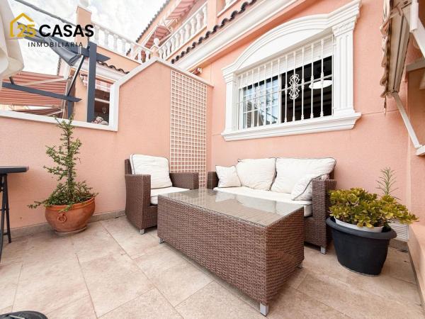 Casa o chalet independiente en Avenida de Finlandia, Puerto Marino, Gran Alacant thumbnail 2