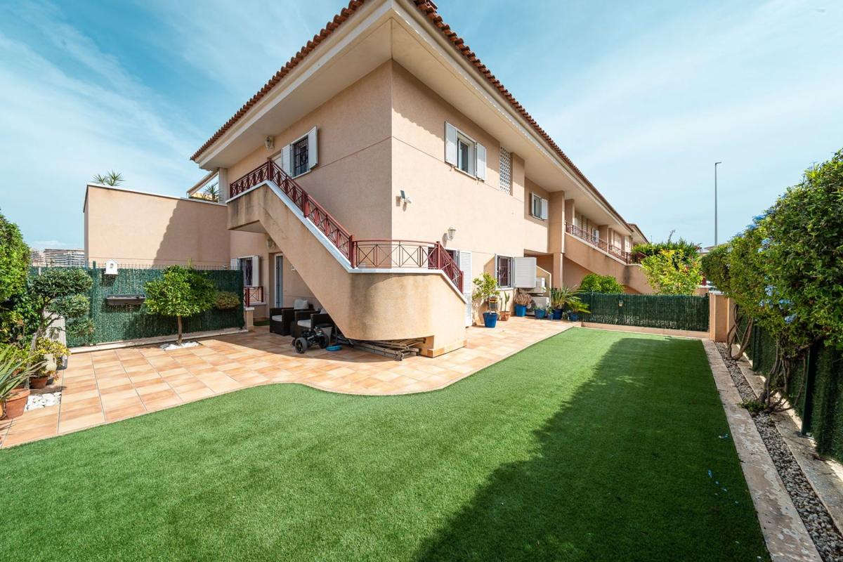 Недвижимость на продажу и в аренду в Испании photo 2