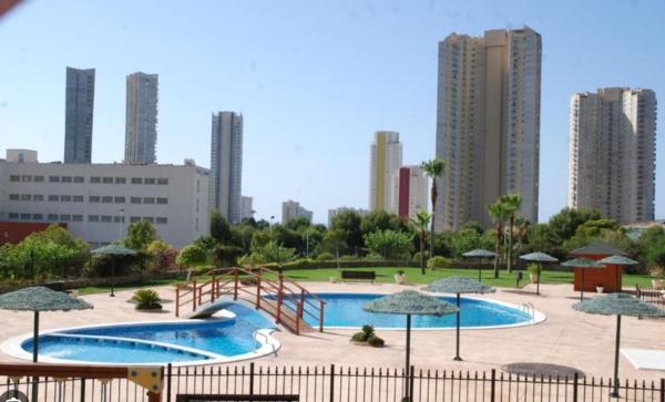 Sprzedaż mieszkania w Piso en Presidente Adolfo Suarez, 18, Pueblo Poniente, Benidorm, Benidorm
 photo 2