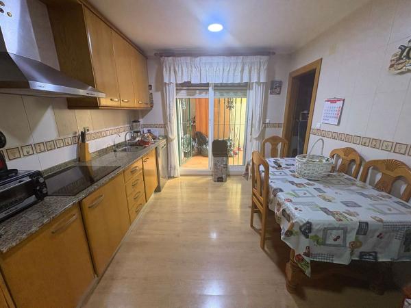 Chalet adosado en Calle Bartolomé Guilabert, Callosa de Segura photo 4