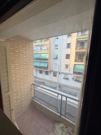 Sale of flat in Piso en Calle Sierra Bernia, Virgen del Remedio - Parque lo Morant, Alicante / Alacant, Alicante
 photo 4