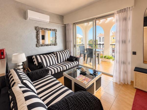 Venta de piso en Piso en Urb Mar Azul Elíseos Playa, 1, La Veleta, Torrevieja, Torrevieja
 photo 2