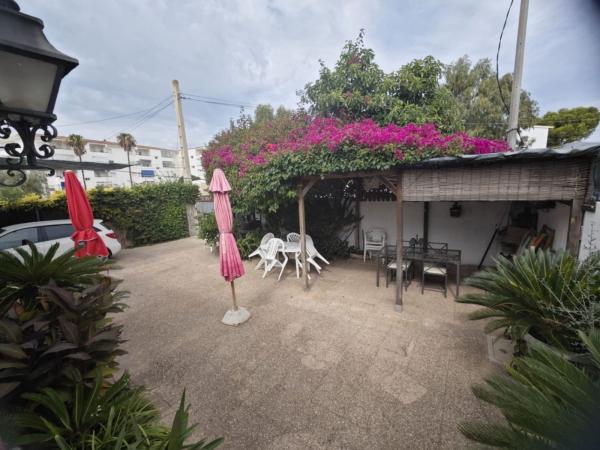 Independent chalet for sale in The Marines/Las Marinas, Denia
 photo 4