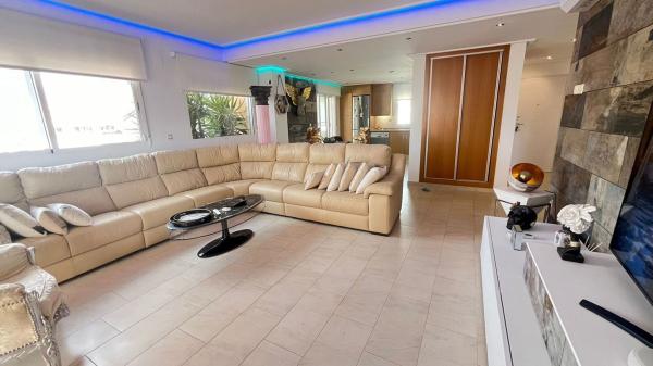 Venta de piso en Piso en Calle Algarrobo, Los Dolses, Orihuela, Orihuela
thumbnail 2