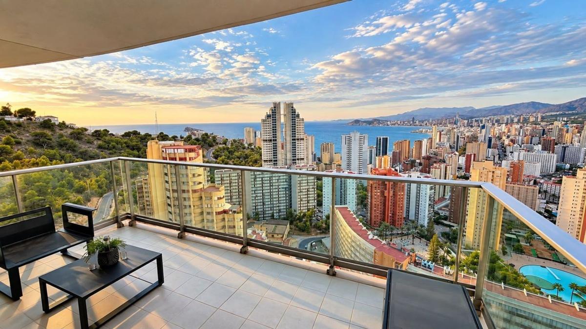 Sprzedaż mieszkania w Piso en Calle de Viena, 8, Zona Sierra Helada, Benidorm, Benidorm
photo 1
