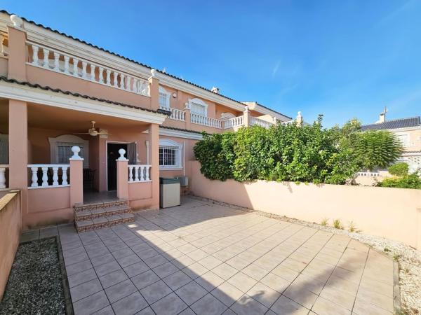 Casa o chalet independiente en Avenida del Carabasí, 9, Arenales del Sol, Elche / Elx thumbnail 2