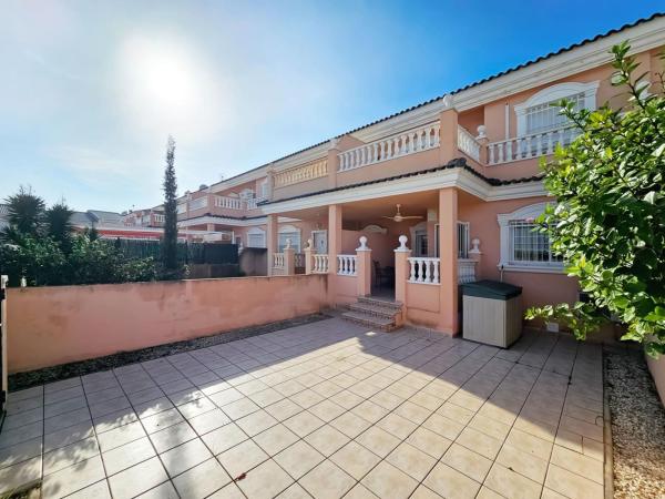 Casa o chalet independiente en Avenida del Carabasí, 9, Arenales del Sol, Elche / Elx thumbnail 3