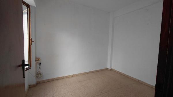 Sale of flat in Piso en El Carril - Paseo de Chapi, Villena, Villena
 photo 1