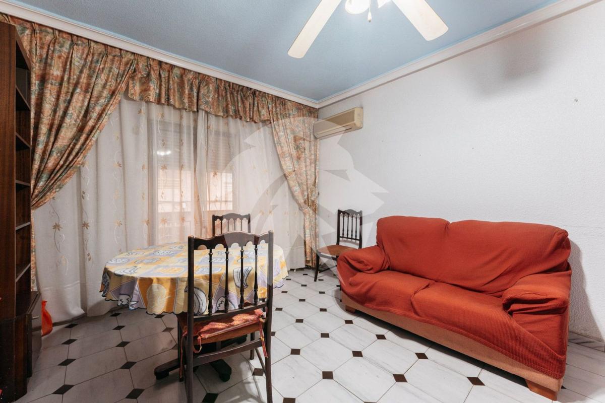 Недвижимость на продажу и в аренду в Испании photo 2