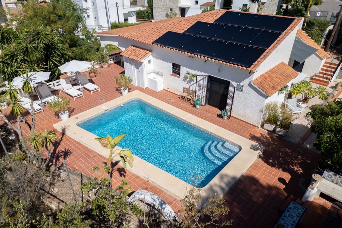 Properties for sale and rent in Spain photo 2