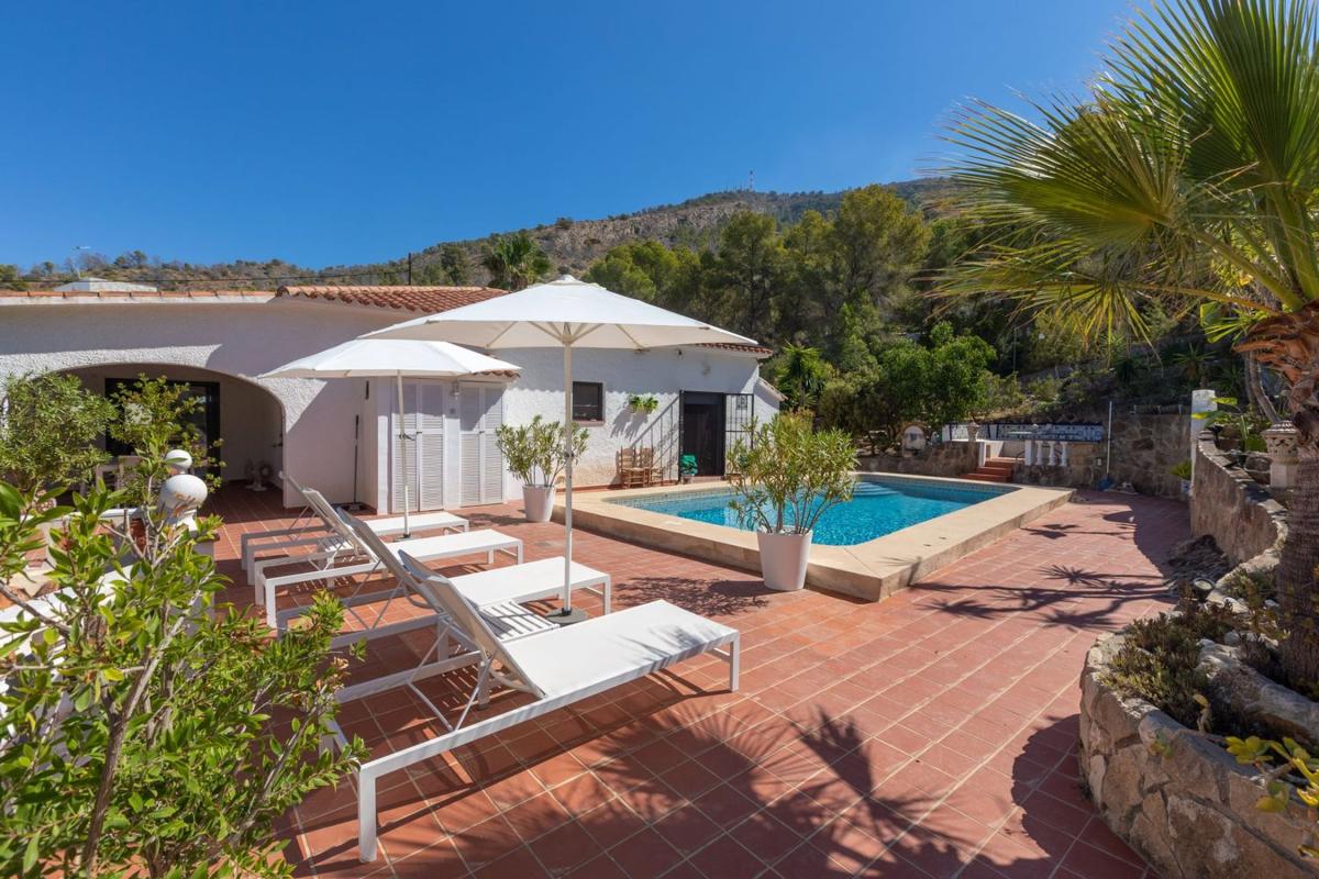 Properties for sale and rent in Spain photo 5