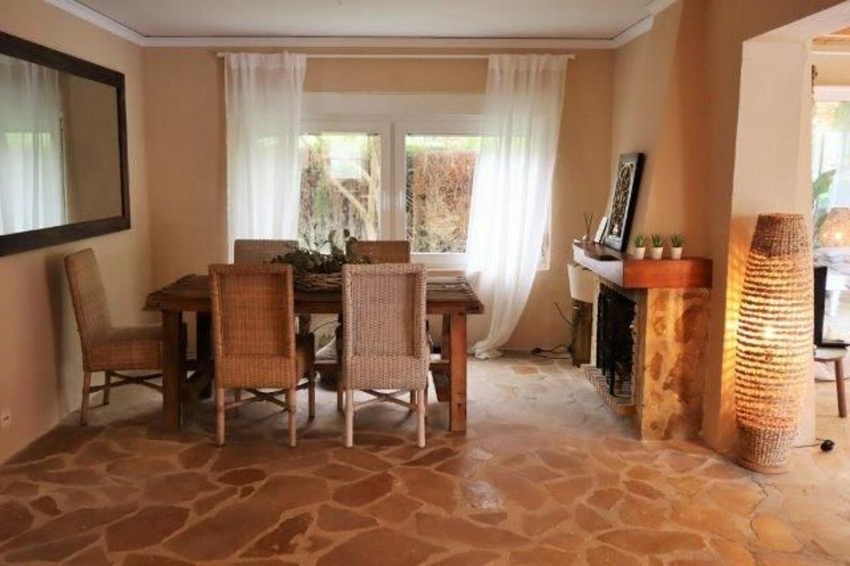 Properties for sale and rent in Spain photo 2