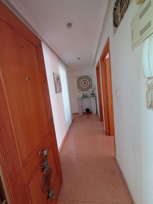 Продажа квартиры на Piso en Pascual Fernandez Palazon, 3, Carrús Oeste, Elche / Elx, Эльче / Эльх
photo 2