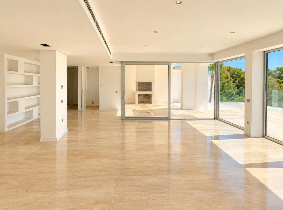 Properties for sale and rent in Spain photo 5
