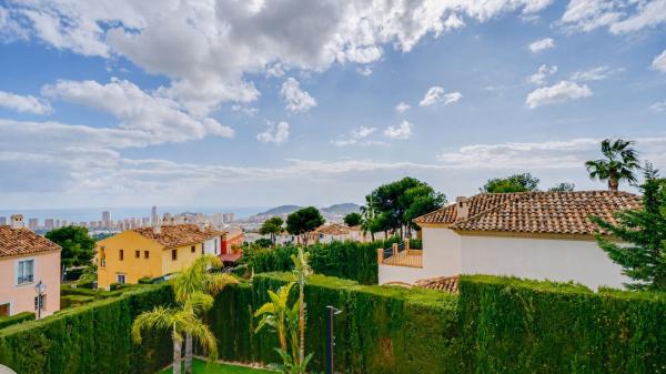 Casa o chalet independiente en Calle Isla de Tenerife, Golf Bahía, Finestrat photo 1