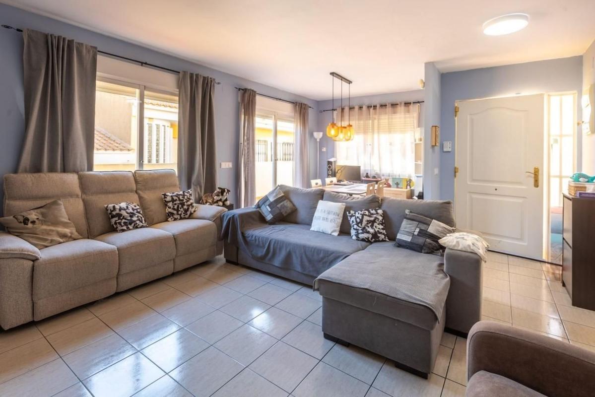 Properties for sale and rent in Spain photo 4