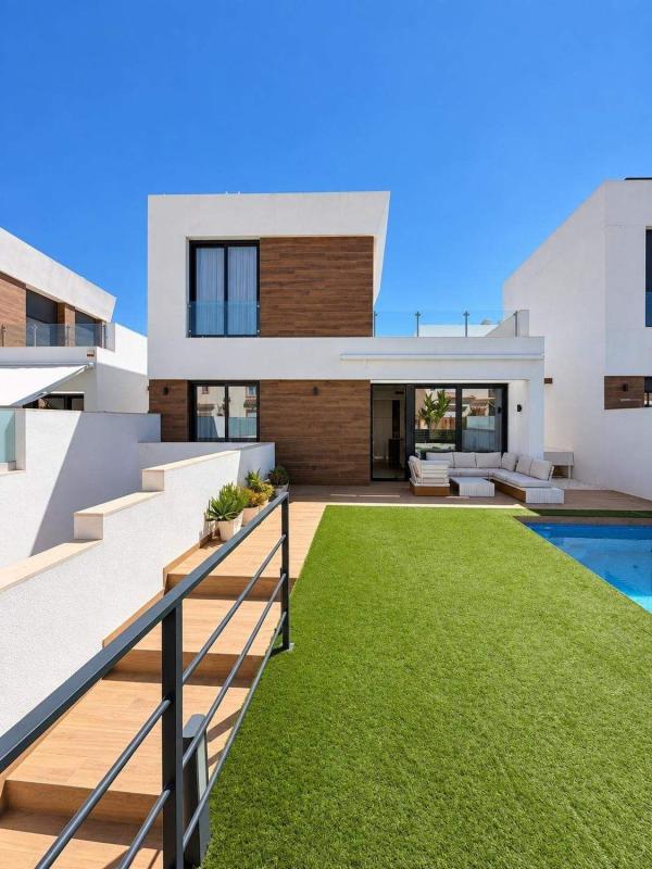 Properties for sale and rent in Spain photo 5