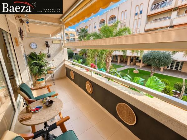Продажа квартиры на Piso en Centro, San Juan de Alicante, Сан-Хуан-де-Аликанте
thumbnail 3