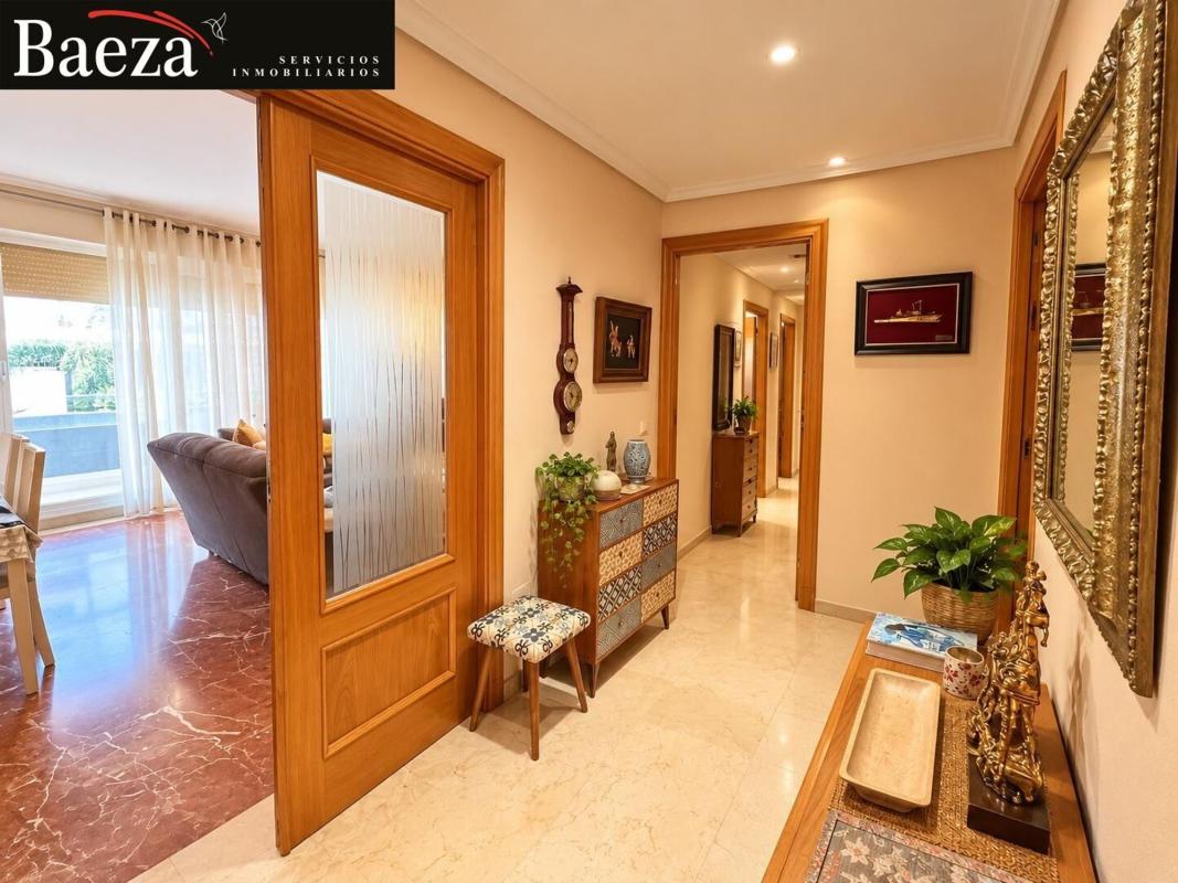 Продажа квартиры на Piso en Centro, San Juan de Alicante, Сан-Хуан-де-Аликанте
photo 5