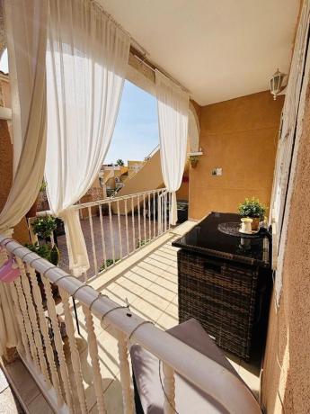 Venta de piso en Piso en Calle Cabo de la Nao-lomas Cb, Lomas de Cabo Roig, Orihuela, Orihuela
photo 1