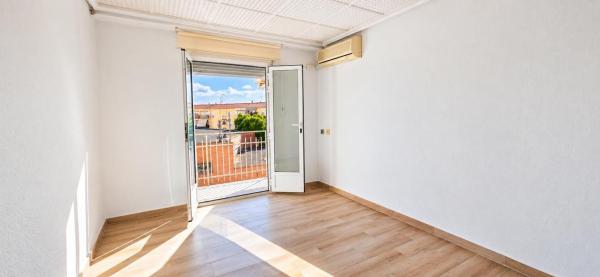 Продажа квартиры на Piso en San Antón - Palmerales, Elche / Elx, Эльче / Эльх
 photo 4