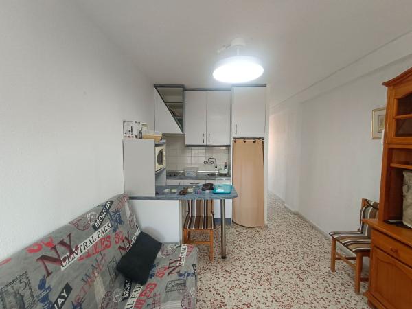 Venta de piso en Piso en Avenida de las Sirenas, 9, Miramar - Torre del Moro, Torrevieja, Torrevieja
thumbnail 3